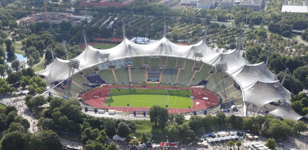 Countdown to the 2024 Olympics: Paris Gears Up for the Games
© Sandro Halank, Wikimedia Commons, CC BY-SA 4.0