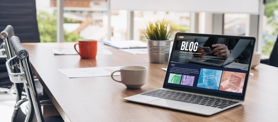 Blogging concept web blog Social Media Information network snugly