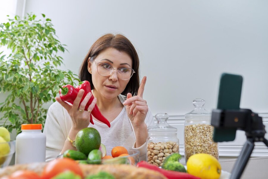 Specialist leading stream blog about healthy eating using smartphone